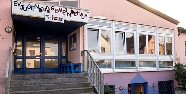 T-Haus von aussen